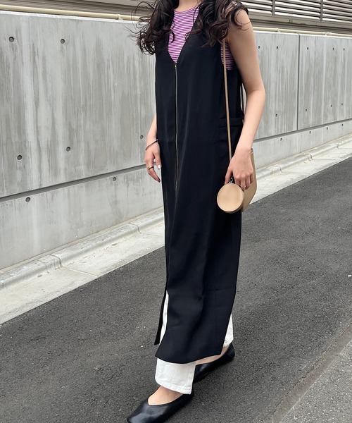 ECRIRE（エクリール）の「【yunコラボ】着こなし色々。2wayVネックジャンスカ（ジャンパースカート・レディース・ブラック/アイボリー/カーキ・M/L）」の16枚目の写真