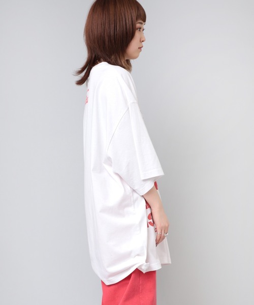 RNA（アールエヌエー）の「M2073 ＮＯロゴメガＢＩＧ　Ｔ（Tシャツ/カットソー・レディース・ホワイト/ピンク/ブラック・MEDIUM）」の4枚目の写真
