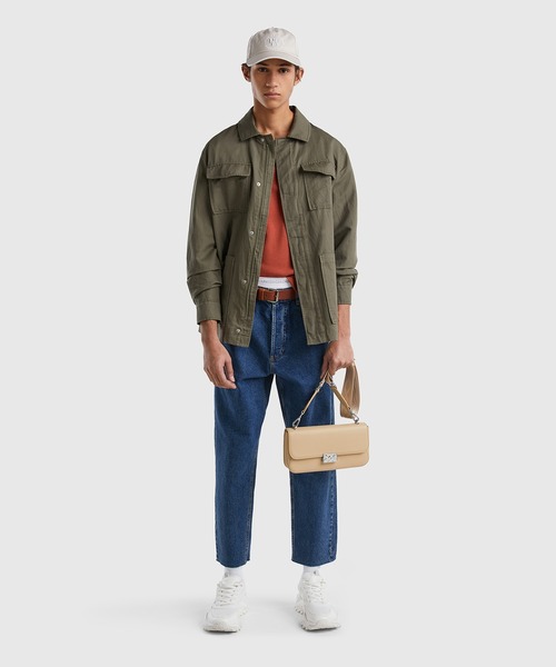BENETTON (UNITED COLORS OF BENETTON)(ベネトンユナイテッドカラーズオブベネトン)の「リネン混ビッグポケットジップアップジャケット(その他アウター・メンズ・カーキ・LARGE/SMALL/MEDIUM/X-SMALL)」の4枚目の写真