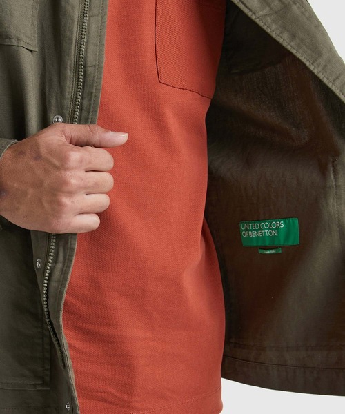 BENETTON (UNITED COLORS OF BENETTON)(ベネトンユナイテッドカラーズオブベネトン)の「リネン混ビッグポケットジップアップジャケット(その他アウター・メンズ・カーキ・LARGE/SMALL/MEDIUM/X-SMALL)」の6枚目の写真