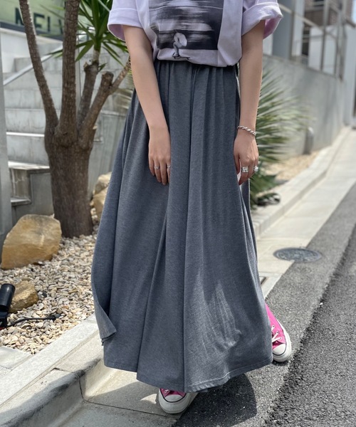 mi via loca(ミヴィアロカ)の「イージーナロースカート(スカート・レディース・グレー/ブラック・FREE)」の12枚目の写真