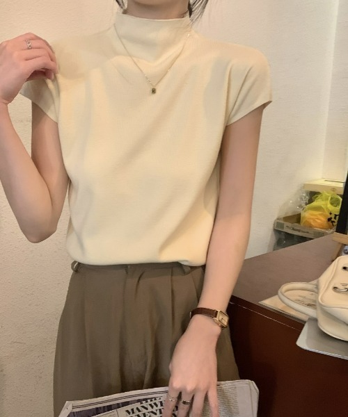 sakishimatokyo(サキシマトーキョー)の「ハイネックニットトップス / サマーニット(ニット/セーター・レディース・ベージュ/オフホワイト/カーキ/ブラック・FREE)」の1枚目の写真