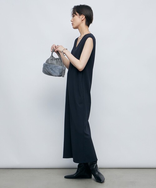 NOLLEY’S Sophi（ノーリーズソフィ）の「カットジョーゼットノースリワンピース（ワンピース・レディース・ネイビー/ベージュ・36/38）」の10枚目の写真