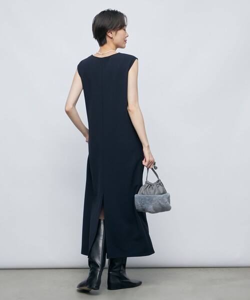 NOLLEY’S Sophi（ノーリーズソフィ）の「カットジョーゼットノースリワンピース（ワンピース・レディース・ネイビー/ベージュ・36/38）」の17枚目の写真