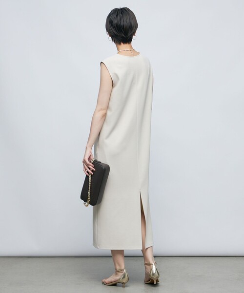 NOLLEY’S Sophi（ノーリーズソフィ）の「カットジョーゼットノースリワンピース（ワンピース・レディース・ネイビー/ベージュ・36/38）」の18枚目の写真
