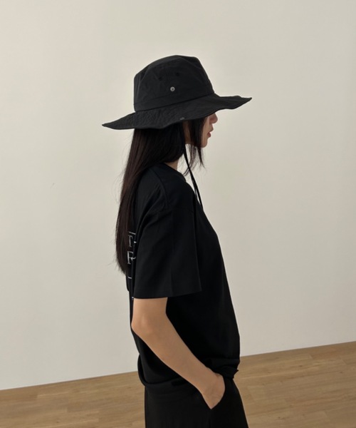 Didot.showroom(ディドット ショールーム)の「ツバ広サファリハット(ハット・レディース・ホワイト/ブラック/ベージュ/カーキ/チャコール・FREE)」の6枚目の写真