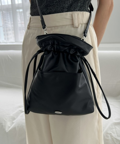 Olu.（オルドット）の「ドローストリングバッグ（ショルダーバッグ・レディース・カーキ/アイボリー/ブラック・FREE）」の22枚目の写真