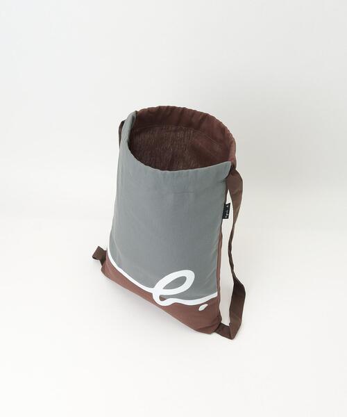 agnes b.（アニエスベー）の「【ユニセックス】AG58 SAC バックパック 巾着（バックパック/リュック・レディース・ブラック・FREE）」の4枚目の写真