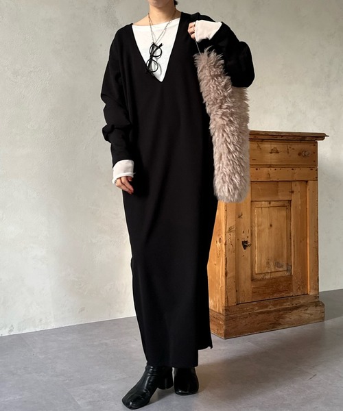 DouDou(ドゥドゥ)の「【WEB限定】 ロングスリーブ深Vスウエットワンピース(ワンピース・レディース・アイボリー/ネイビー/ブラウン/ブラック・FREE)」の11枚目の写真