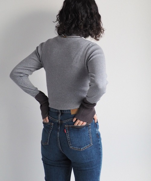 cepo（セポ）の「フィンガーホール ソデキリカエモチモチリブタートル（ニット/セーター・レディース・グレー/ブラック×グレー/オフホワイト/ブラック/ホワイト×ブラック・M）」の15枚目の写真