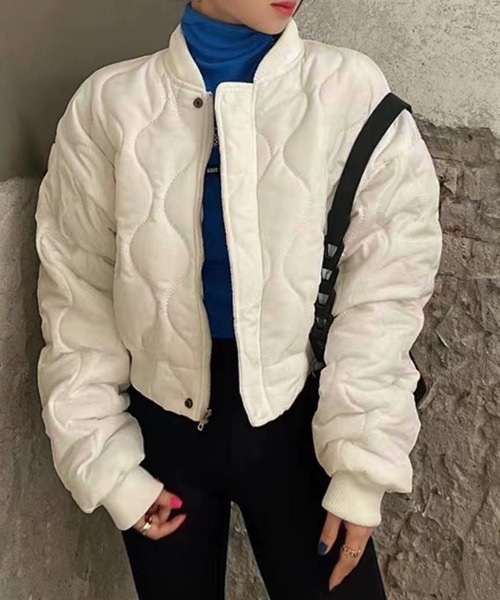 SETUP7（セットアップセブン）の「【SETUP7】ミリタリーライク中綿ブルゾン ジャケット US LEVEL7 KNF037（ミリタリージャケット・レディース・ホワイト/カーキ/ブラック・FREE）」の2枚目の写真