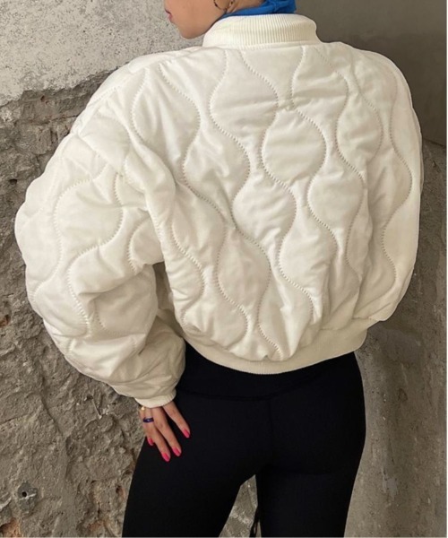 SETUP7（セットアップセブン）の「【SETUP7】ミリタリーライク中綿ブルゾン ジャケット US LEVEL7 KNF037（ミリタリージャケット・レディース・ホワイト/カーキ/ブラック・FREE）」の4枚目の写真