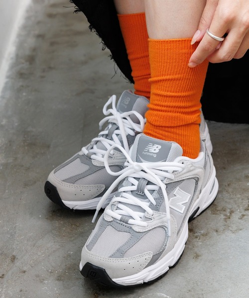 mili an deni（ミリアンデニ）の「リブクルー丈刺繍ソックス（ソックス/靴下・レディース・ブラック/ピンク/ネイビー/グリーン/オレンジ/ホワイト・F）」の12枚目の写真