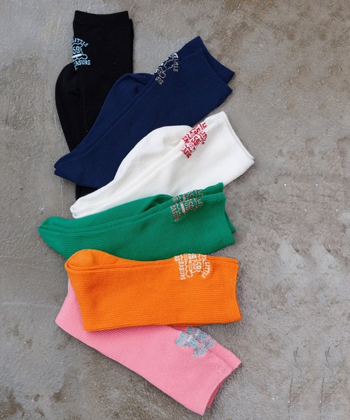 mili an deni（ミリアンデニ）の「リブクルー丈刺繍ソックス（ソックス/靴下・レディース・ブラック/ピンク/ネイビー/グリーン/オレンジ/ホワイト・F）」の14枚目の写真