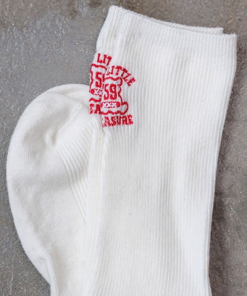 mili an deni（ミリアンデニ）の「リブクルー丈刺繍ソックス（ソックス/靴下・レディース・ブラック/ピンク/ネイビー/グリーン/オレンジ/ホワイト・F）」の15枚目の写真