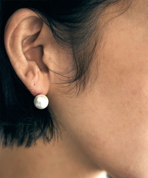 marjour（マージュール）の「[SURGICAL]PEARL PIERCE（ピアス（両耳用）・レディース・ゴールド・FREE）」の4枚目の写真