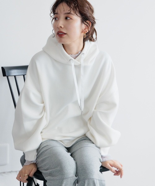 LEPSIM(レプシィム)の「ダンボールフーディー 987202(パーカー・レディース・グリーン/ネイビー/オフホワイト/イエロー/ライトグレー・FREE)」の7枚目の写真