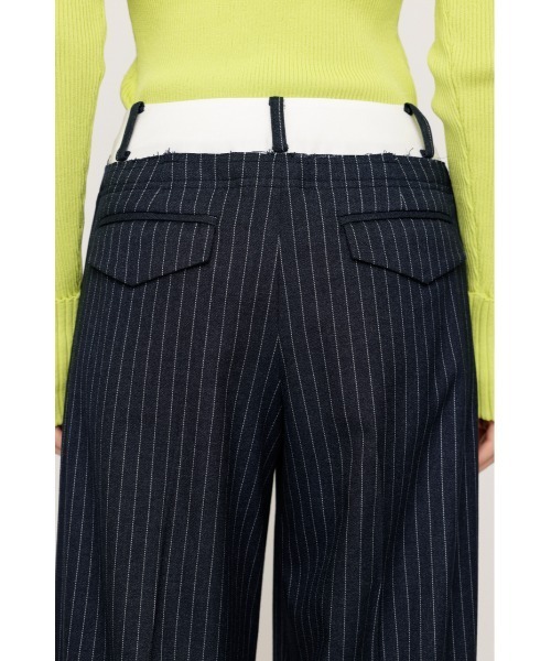 SLY(スライ)の「2 TUCKS LAYER STRAIGHT PT ツー タックス レイヤー ストレート パンツ(スラックス・レディース・ネイビー系/ブラック・1/2)」の16枚目の写真