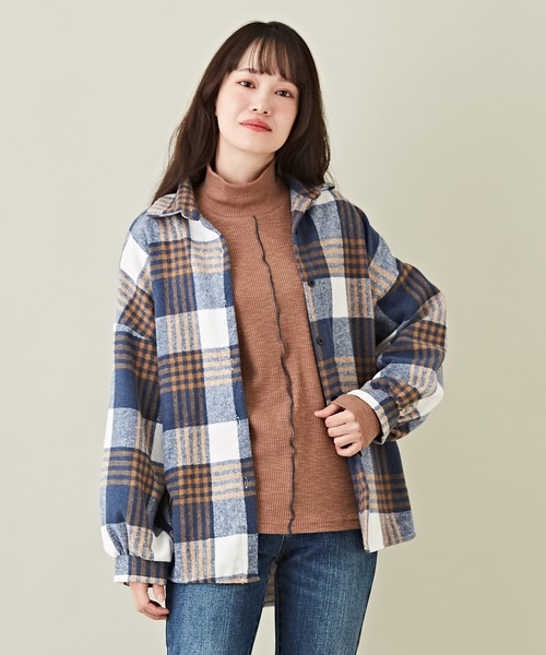 CUBE SUGAR（キューブシュガー）の「起毛チェックレギュラーシャツ（シャツ/ブラウス・レディース・ブラック/グリーン/ブルー/レッド・M）」の3枚目の写真