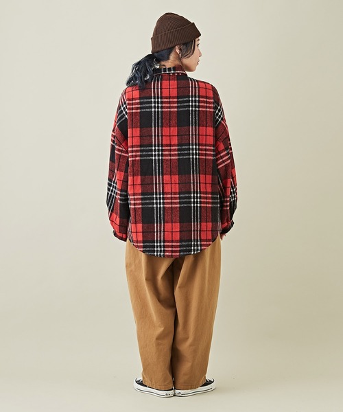 CUBE SUGAR（キューブシュガー）の「起毛チェックレギュラーシャツ（シャツ/ブラウス・レディース・ブラック/グリーン/ブルー/レッド・M）」の11枚目の写真