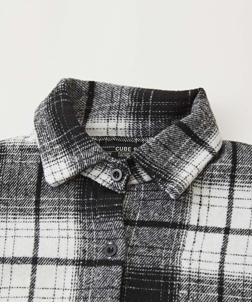 CUBE SUGAR（キューブシュガー）の「起毛チェックレギュラーシャツ（シャツ/ブラウス・レディース・ブラック/グリーン/ブルー/レッド・M）」の21枚目の写真