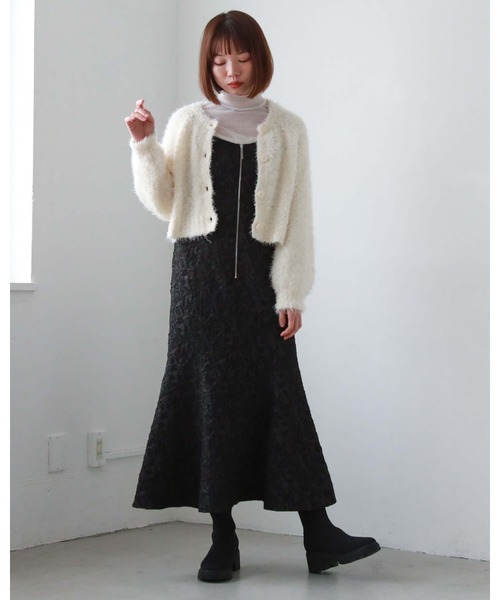 archives（アルシーヴ）の「FZIPフクレJQキャミワンピース（ワンピース・レディース・アイボリー/ブラック/グレイッシュベージュ・MEDIUM）」の19枚目の写真