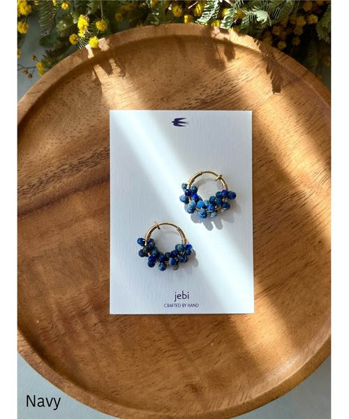 tone（トーン）の「【jebi】天然石のフープイヤリング(MA)（イヤリング・レディース・ピンク/ホワイト/ネイビー/パープル/ライトブルー/レッド/ボルドー/イエロー/ブラック/グレー/ターコイズブルー/グリーン/ブルー系その他/ブラウン・FREE）」の7枚目の写真