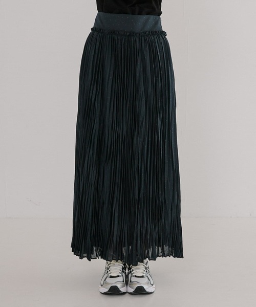 URBAN RESEARCH(アーバンリサーチ)の「グリッタードットプリントスカート(スカート・レディース・ブラック/ネイビー・38/36)」の15枚目の写真