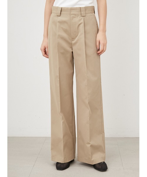 Mila Owen（ミラオーウェン）の「太ベルトルーズフィットチノパンツ