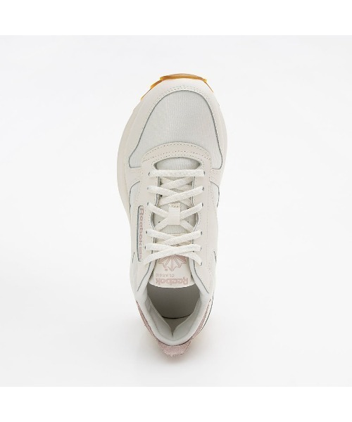 Reebok（リーボック）の「クラシックレザー スペシャル エクストラ / CLASSIC LEATHER SP EXTRA（スニーカー・レディース・ホワイト/オフホワイト・22.5cm/23.0cm/23.5cm/24.5cm/24.0cm/25.0cm/25.5cm/26.0cm）」の5枚目の写真