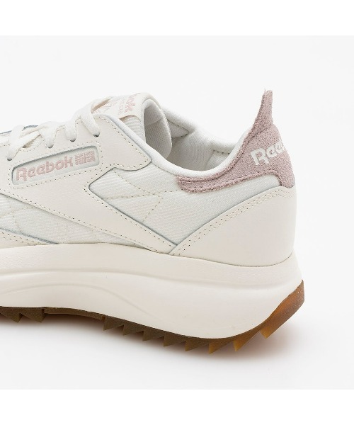 Reebok（リーボック）の「クラシックレザー スペシャル エクストラ / CLASSIC LEATHER SP EXTRA（スニーカー・レディース・ホワイト/オフホワイト・22.5cm/23.0cm/23.5cm/24.5cm/24.0cm/25.0cm/25.5cm/26.0cm）」の7枚目の写真