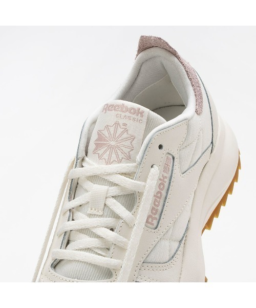 Reebok（リーボック）の「クラシックレザー スペシャル エクストラ / CLASSIC LEATHER SP EXTRA（スニーカー・レディース・ホワイト/オフホワイト・22.5cm/23.0cm/23.5cm/24.5cm/24.0cm/25.0cm/25.5cm/26.0cm）」の8枚目の写真