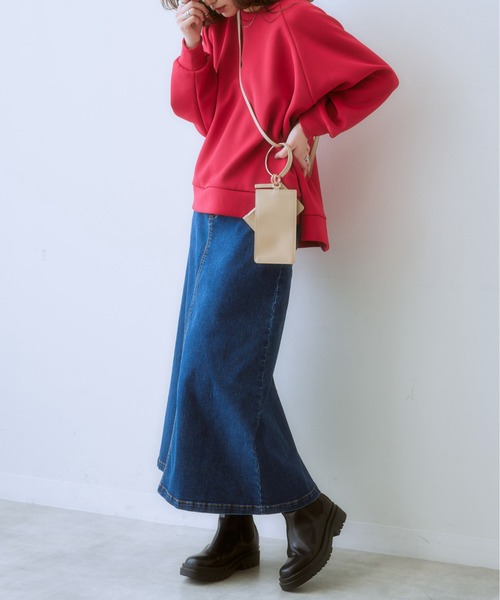 SMILE LAND（スマイルランド）の「大きいサイズ すごのびストレッチデニムロングスカート（ゆったりヒップ）（スカート・レディース・ライトブルー/ブルー・L/LL/3L/4L/5L）」の6枚目の写真