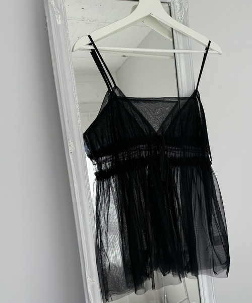 andme（アンドミー）の「フロントリボンチュールキャミソールビスチェ（キャミソール・レディース・チャコールグレー/ブラック/アイボリー・M）」の4枚目の写真