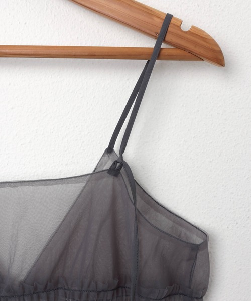 andme（アンドミー）の「フロントリボンチュールキャミソールビスチェ（キャミソール・レディース・チャコールグレー/ブラック/アイボリー・M）」の18枚目の写真