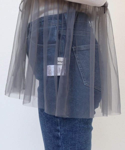 andme（アンドミー）の「フロントリボンチュールキャミソールビスチェ（キャミソール・レディース・チャコールグレー/ブラック/アイボリー・M）」の11枚目の写真