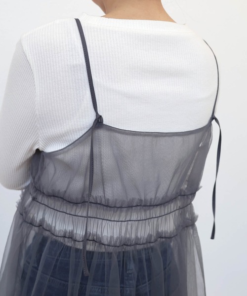 andme（アンドミー）の「フロントリボンチュールキャミソールビスチェ（キャミソール・レディース・チャコールグレー/ブラック/アイボリー・M）」の13枚目の写真