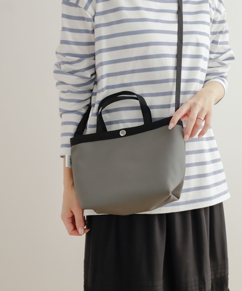 Drifter（ドリフター）の「『別注』DRIFTER×DOORS　ショルダーバッグ（ショルダーバッグ・レディース・ベージュ/ブラック/グレー・FREE）」の4枚目の写真