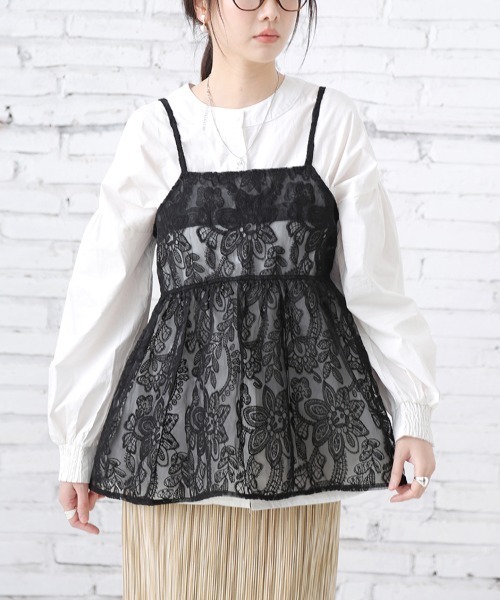 Doux Belle(ドゥーベル)の「刺繍フレアキャミソール(キャミソール・レディース・ブラック/アイボリー・MEDIUM)」の10枚目の写真