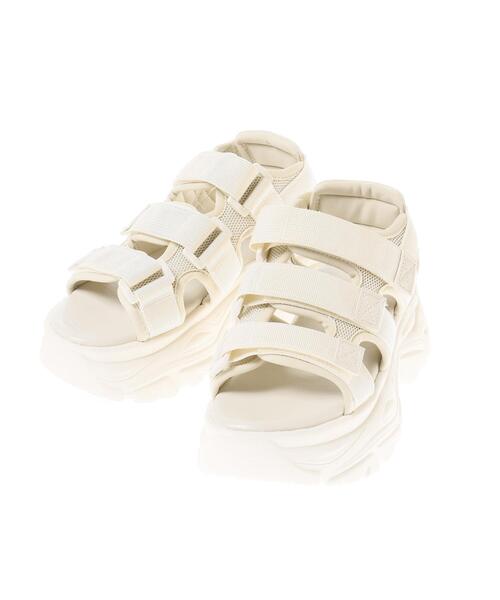 INGNI（イング）の「厚底ベルクロスポサン（サンダル・レディース・アイボリー/ブラック・M/L）」の3枚目の写真