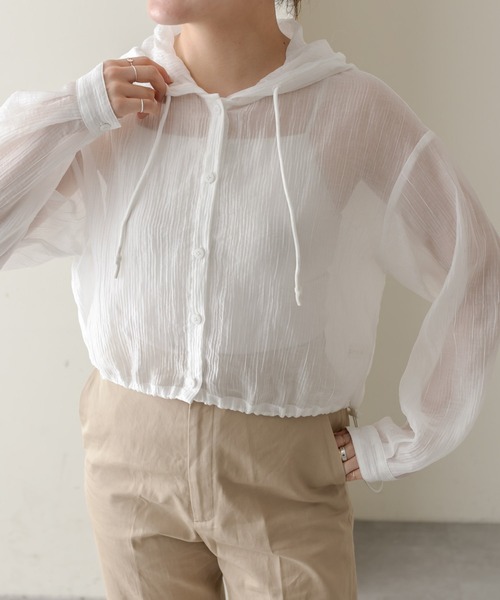 ear PAPILLONNER(イアパピヨネ)の「《日よけ・冷房対策》シアーパーカー【SUM1 STYLE】(パーカー・レディース・ブラック/ホワイト・FREE)」の20枚目の写真