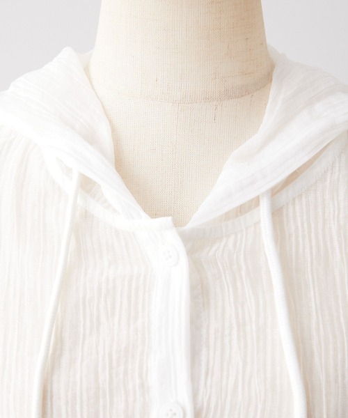 ear PAPILLONNER(イアパピヨネ)の「《日よけ・冷房対策》シアーパーカー【SUM1 STYLE】(パーカー・レディース・ブラック/ホワイト・FREE)」の16枚目の写真