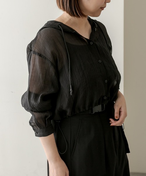 ear PAPILLONNER(イアパピヨネ)の「《日よけ・冷房対策》シアーパーカー【SUM1 STYLE】(パーカー・レディース・ブラック/ホワイト・FREE)」の9枚目の写真
