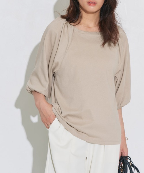 Pierrot(ピエロ)の「パフスリーブカットソー(Tシャツ/カットソー・レディース・ライトベージュ/ブラック/オフホワイト/ネイビー・M/L)」の8枚目の写真
