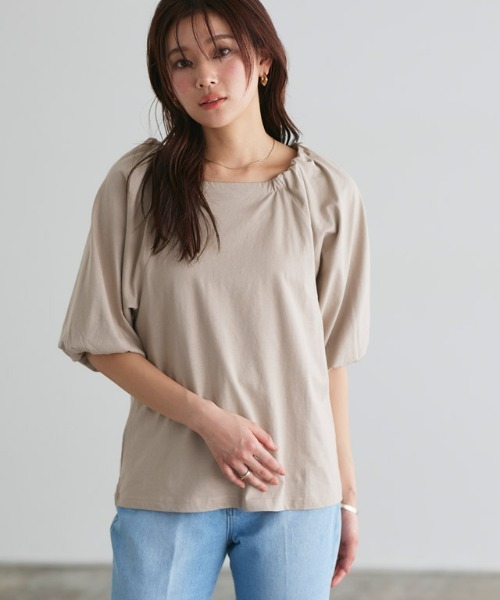 Pierrot(ピエロ)の「パフスリーブカットソー(Tシャツ/カットソー・レディース・ライトベージュ/ブラック/オフホワイト/ネイビー・M/L)」の9枚目の写真