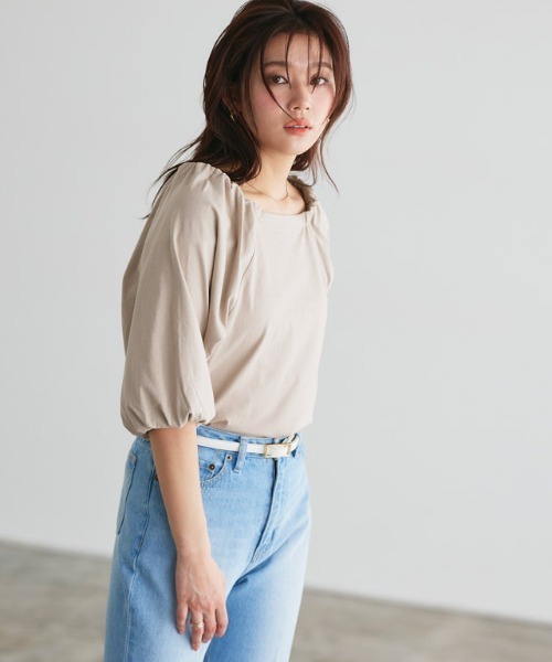 Pierrot(ピエロ)の「パフスリーブカットソー(Tシャツ/カットソー・レディース・ライトベージュ/ブラック/オフホワイト/ネイビー・M/L)」の11枚目の写真