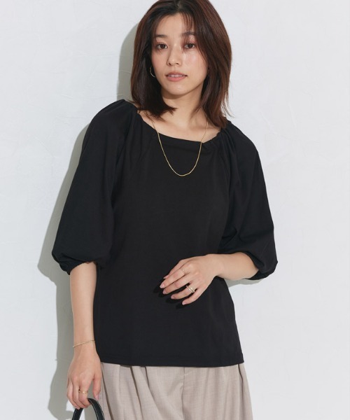 Pierrot(ピエロ)の「パフスリーブカットソー(Tシャツ/カットソー・レディース・ライトベージュ/ブラック/オフホワイト/ネイビー・M/L)」の15枚目の写真