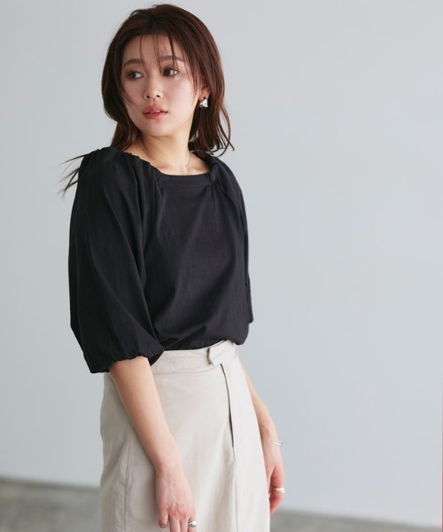 Pierrot(ピエロ)の「パフスリーブカットソー(Tシャツ/カットソー・レディース・ライトベージュ/ブラック/オフホワイト/ネイビー・M/L)」の16枚目の写真