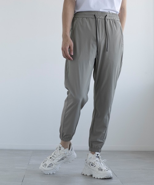 aimoha(アイモハ)の「aimoha men MONO LUXE PALETTE URBAN SLEEK JOGGERS(スウェットパンツ・メンズ・ブラック/ダークグレー/ライトグレー・29inch/30inch/31inch/32inch)」の11枚目の写真