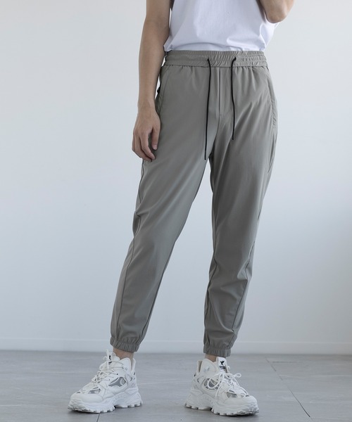 aimoha(アイモハ)の「aimoha men MONO LUXE PALETTE URBAN SLEEK JOGGERS(スウェットパンツ・メンズ・ブラック/ダークグレー/ライトグレー・29inch/30inch/31inch/32inch)」の17枚目の写真